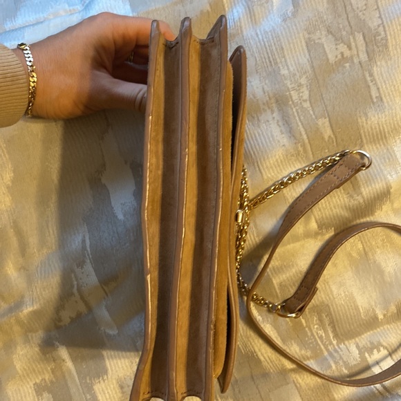 Zara woman’s suede cross body bag - Picture 4 of 6